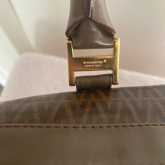 !!SOLD!! MARIO VALENTINO HANDBAG - Picture 6 of 15